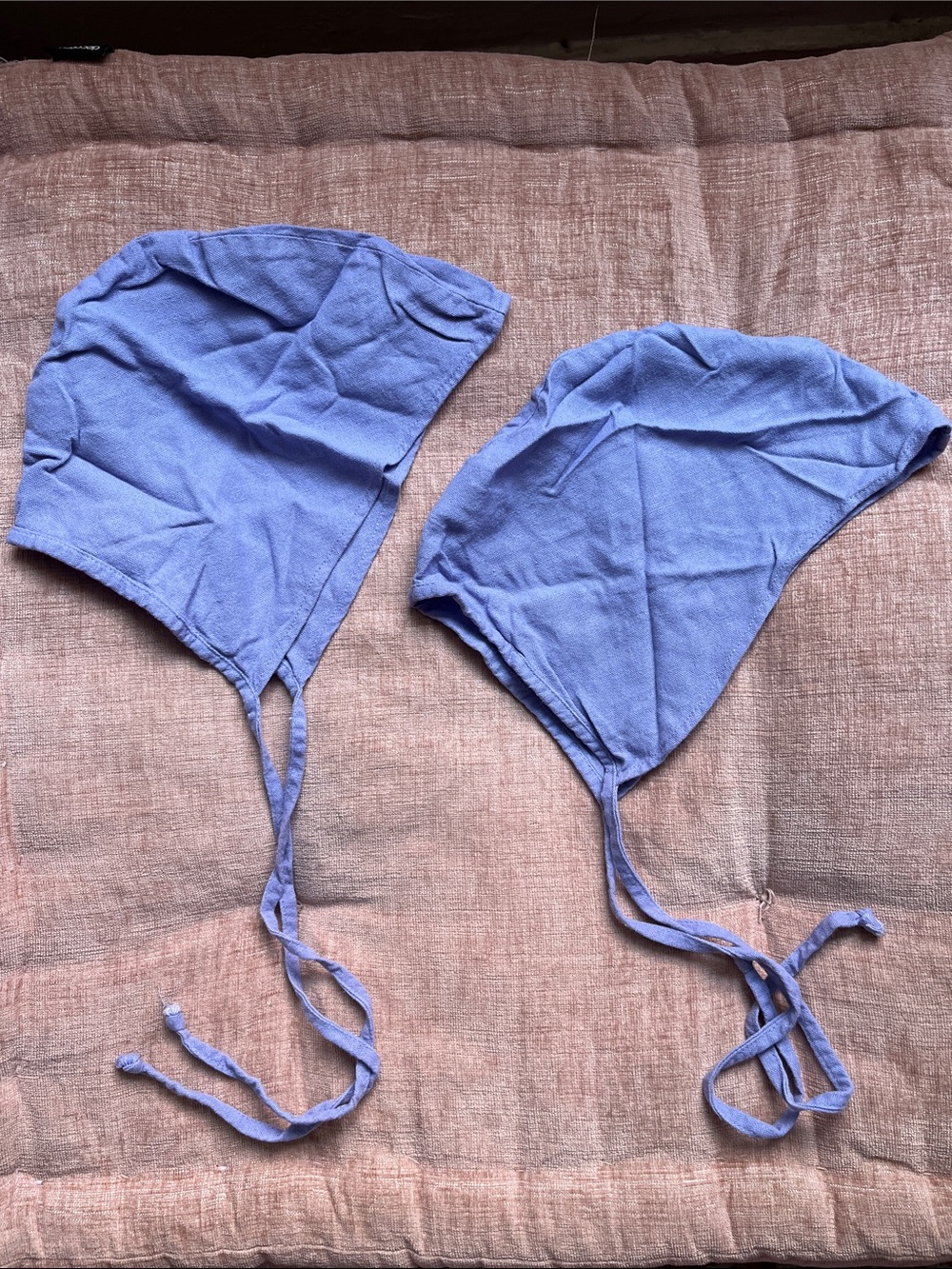 SET OF 2 LINEN MEDIEVAL RENFAIRE COIF CALS TWO LAVENDER LARP SCA GARB BELEGARTH